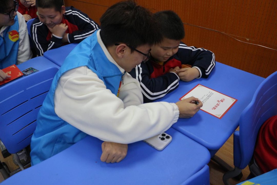 主任刘旭