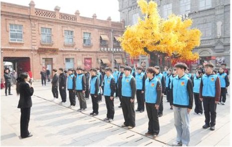 科研与校企合作处负责人徐婵主...