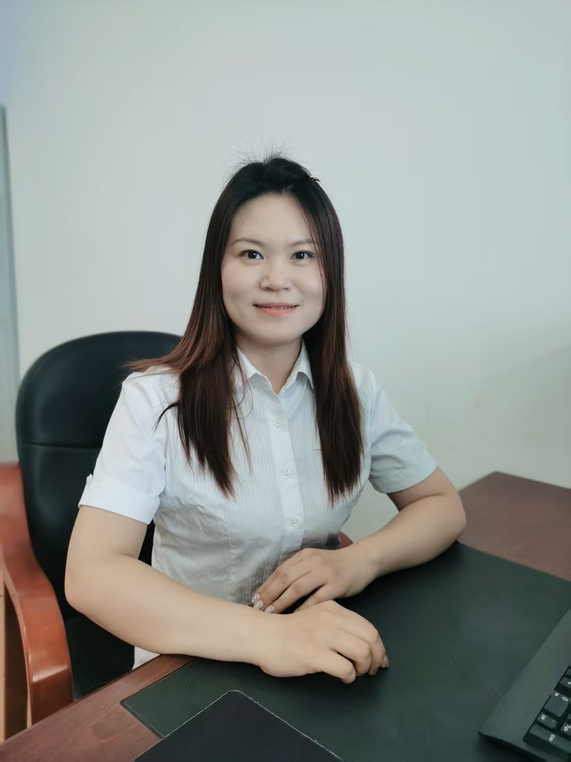 李秀凤、李曼曼、米琳琳[详细]
